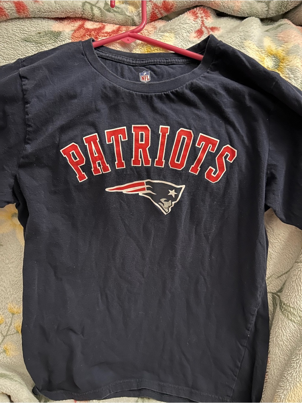 NFL Kids Navy Patriots Graphic Tee with Red and White Logo